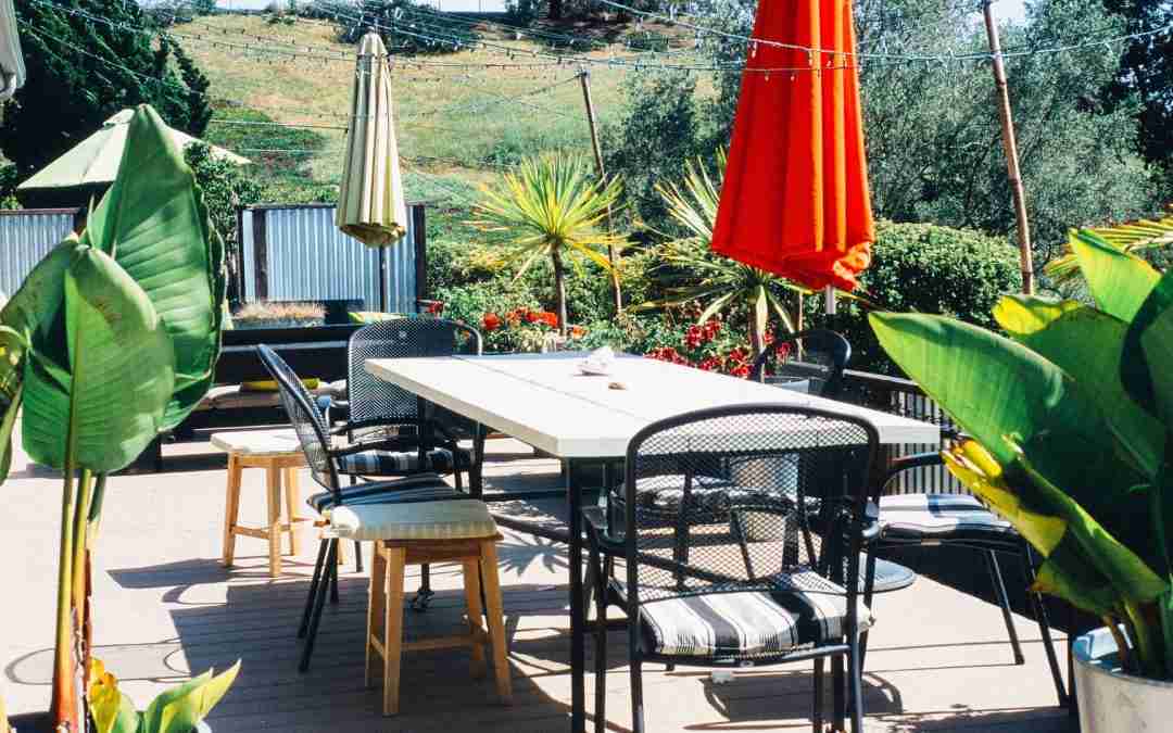 Exteriores pequeños: trucos para aprovechar al máximo tu espacio al aire libre