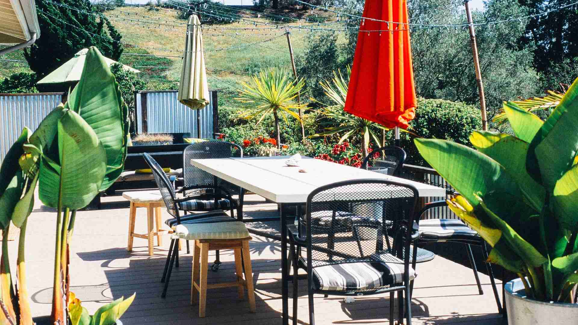 Imagen del post "Exteriores pequeños: trucos para aprovechar al máximo tu espacio al aire libre"