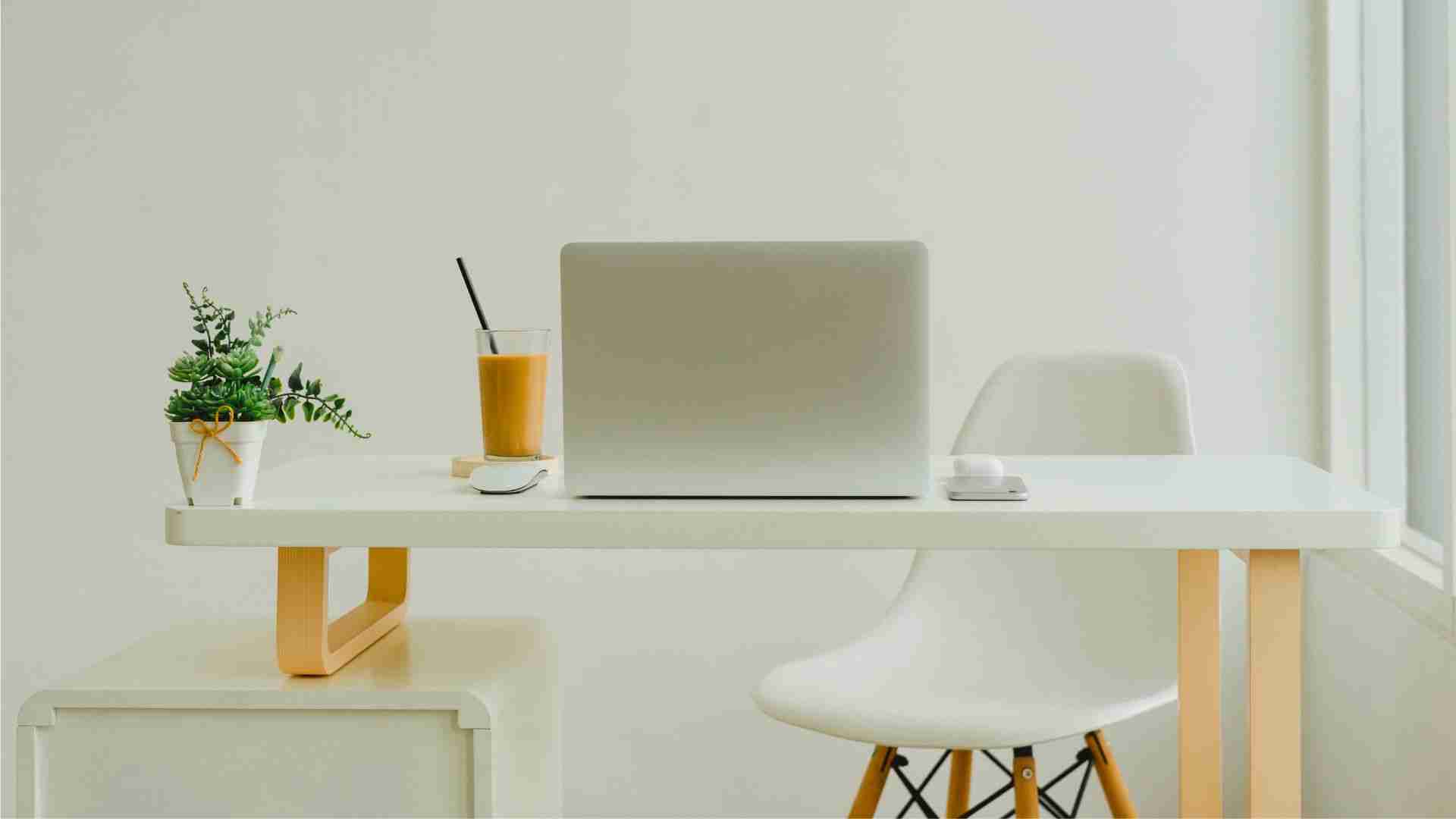 Imagen del post "Los muebles auxiliares más versátiles para tu oficina en casa"