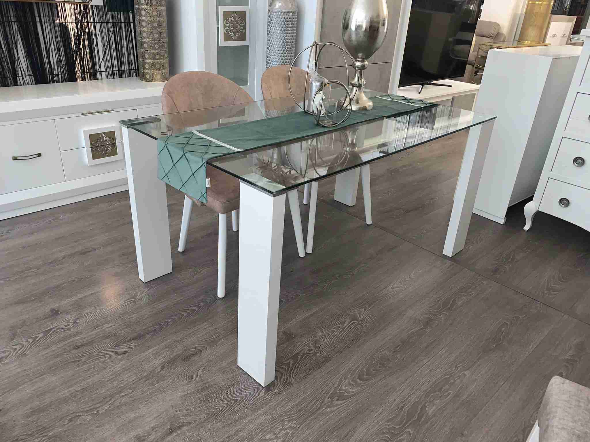 Mesa de comedor rectangular modelo Hana 2 Mesa modelo hana con patas blancas