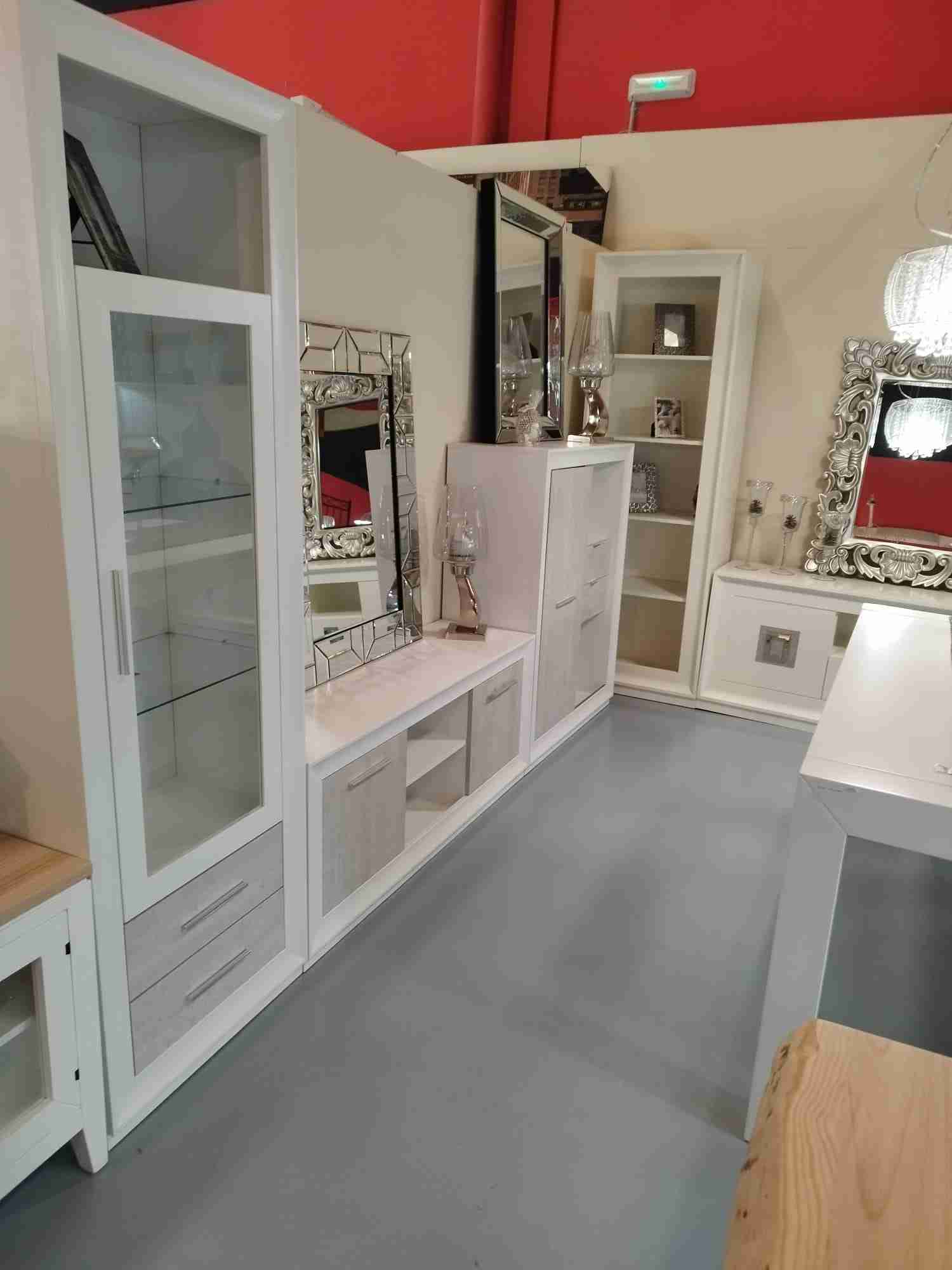 Salón completo con Vitrina/ mueble tv y botellero 3 Salon completo-842-3 Muebles Celso