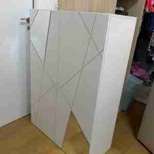 zapatero de lineas con espejo montado