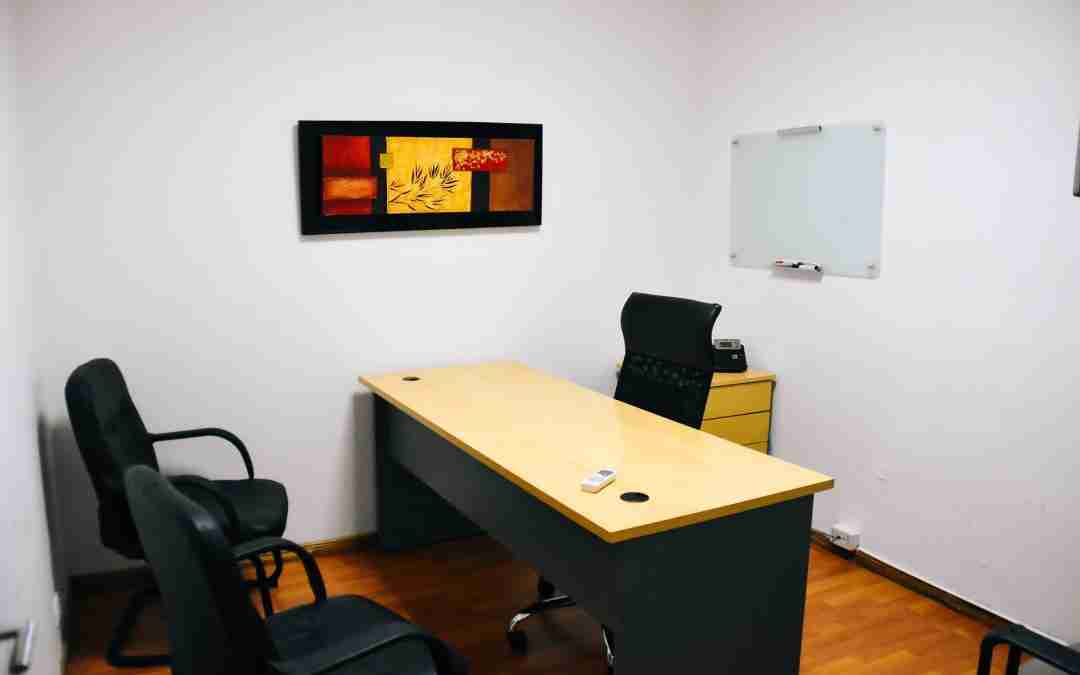 Sillas para estudio ergonómicas vs sillas gamer: ¿Cuál elegir?