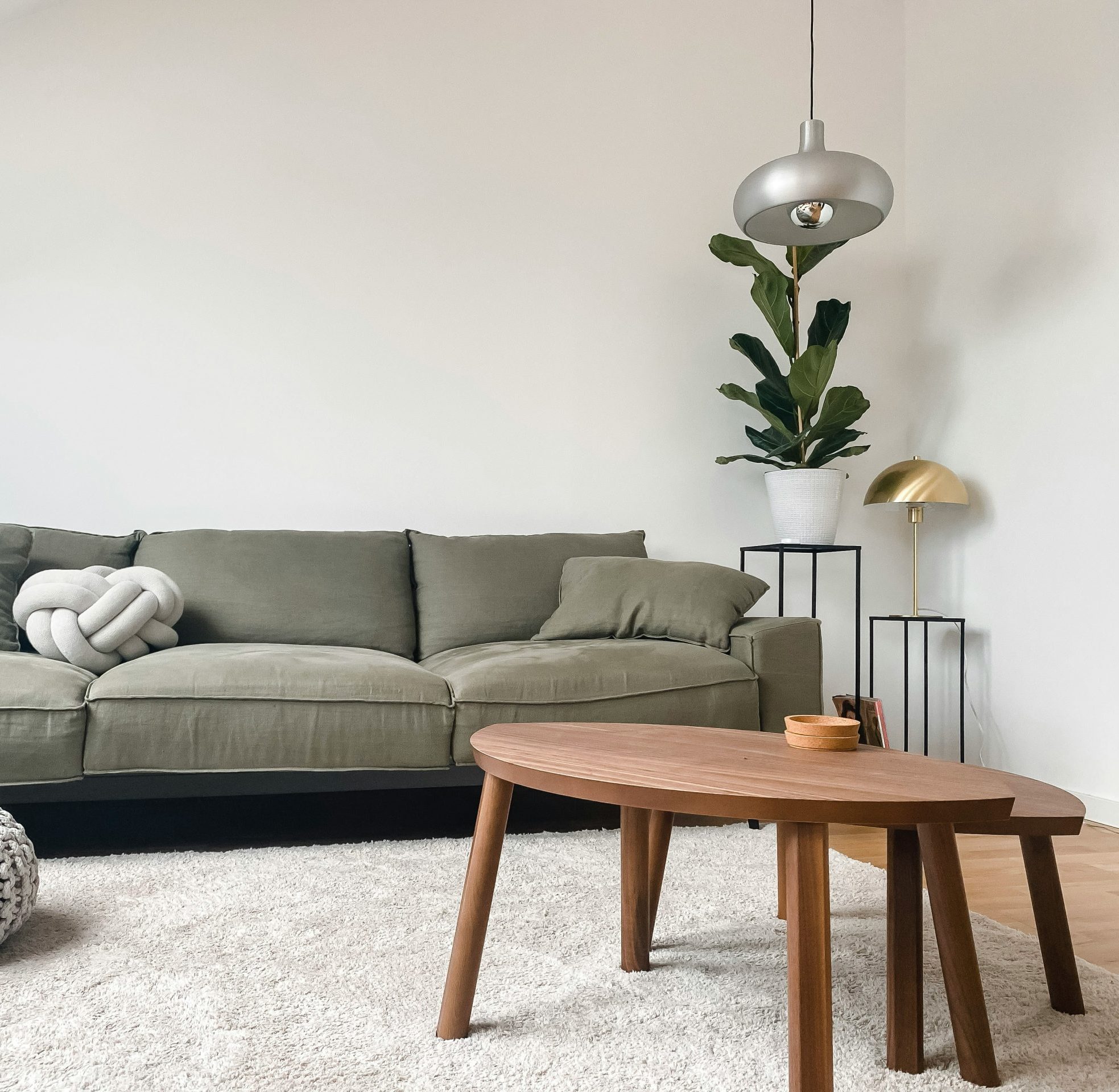 EXPERTOS EN MUEBLES scaled e1747210953441